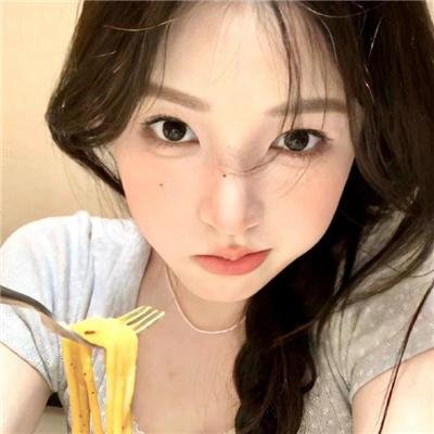 一个微笑封面